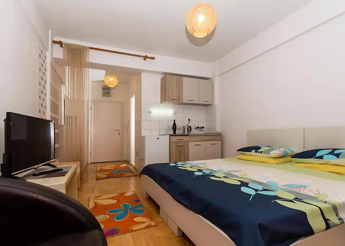 Etaksimo Central Apartment